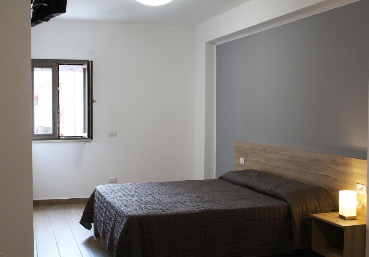 מלון איסולה דלה פמינה Bed Ponente מראה חיצוני תמונה