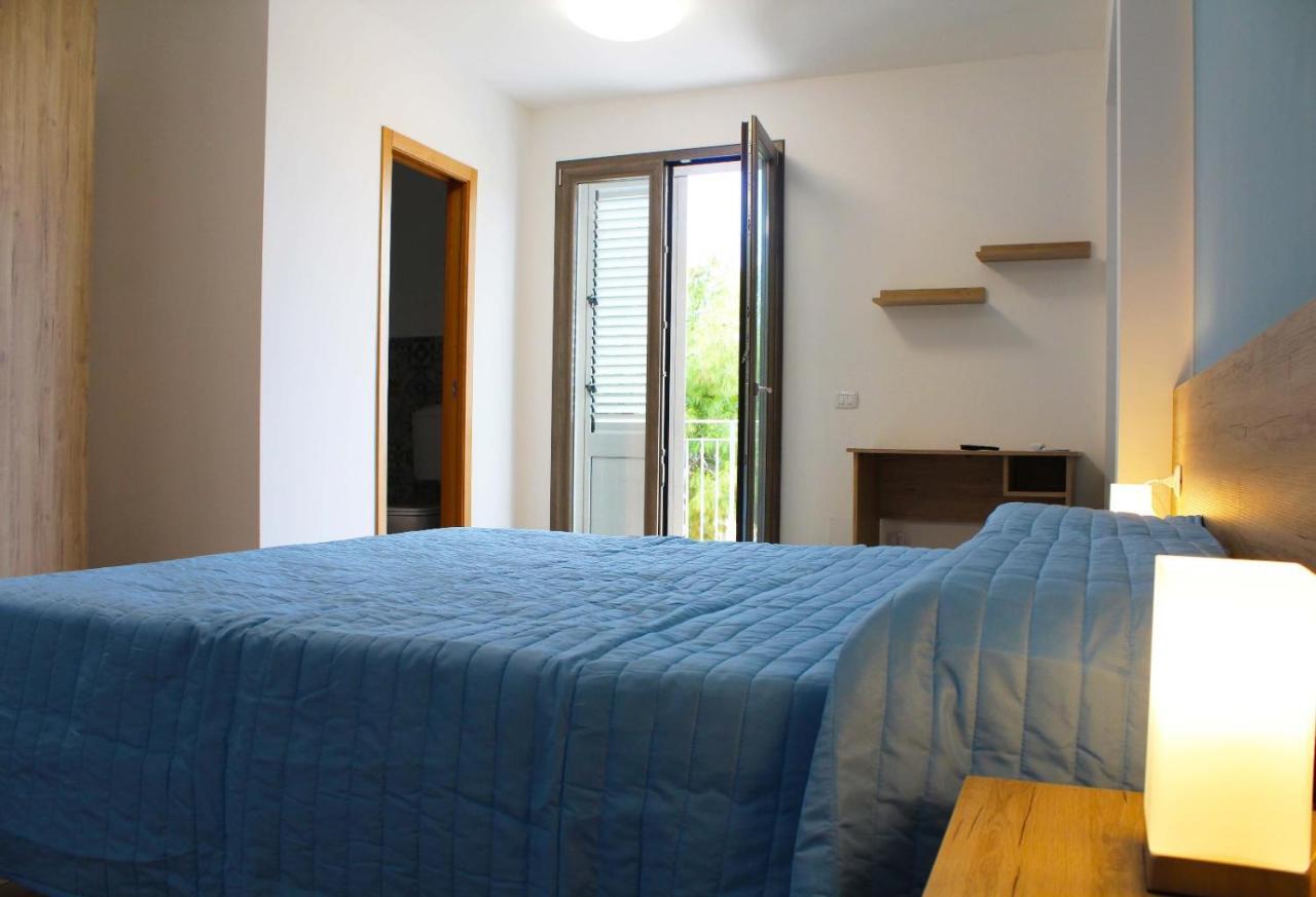 מלון איסולה דלה פמינה Bed Ponente מראה חיצוני תמונה